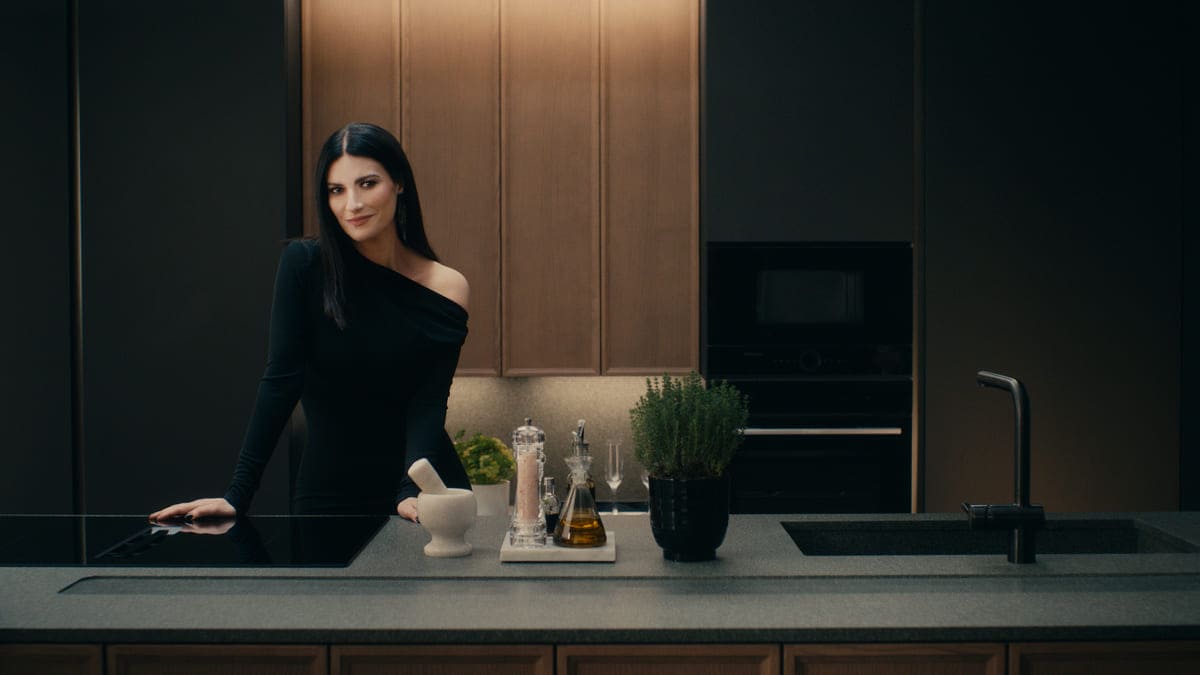 Laura Pausini for Scavolini VIVIMI campaign
