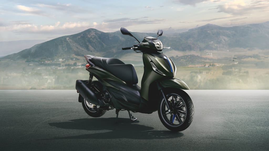 nuovi-scooter-2025-motore-310-cc-piaggio-beverly