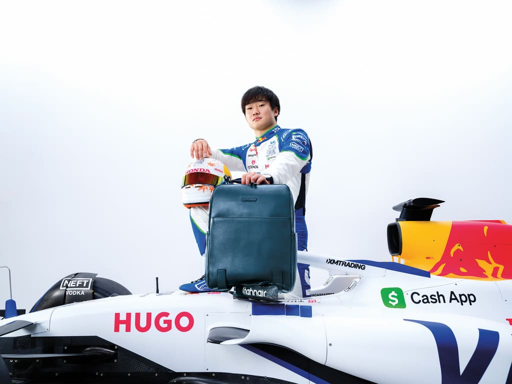 piquadro-valigie-team-f1-racing-bulls-2025