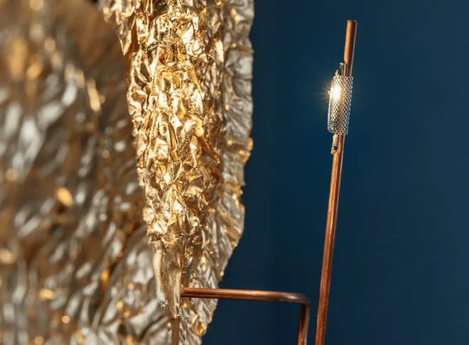 Dettaglio Gold Moon di Catellani & Smith