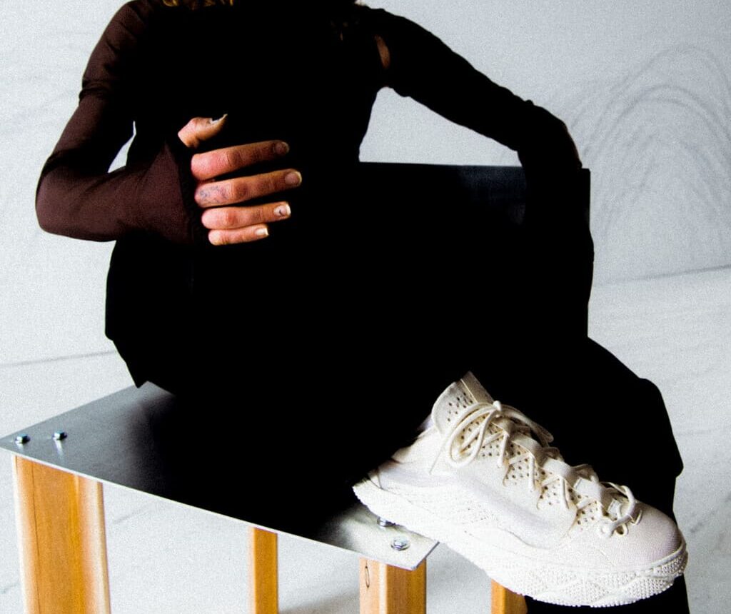Sneaker Vans Old Skool 36 FM in versione Marshmallow durante la Milano Design Week 2025